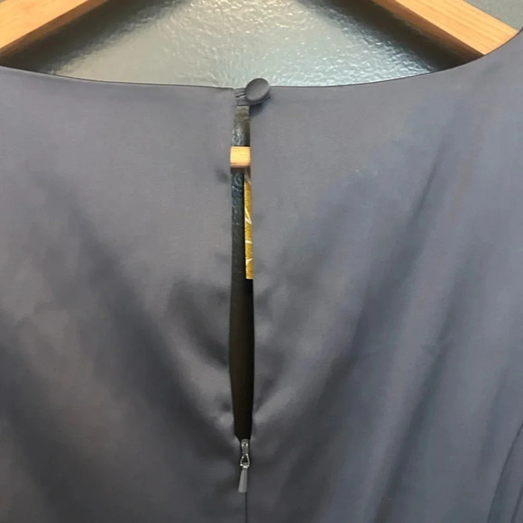 Monsoon London NWT dress  size 6 (10 UK) beautiful nylon blend and shimmery gray - Picture 4 of 13